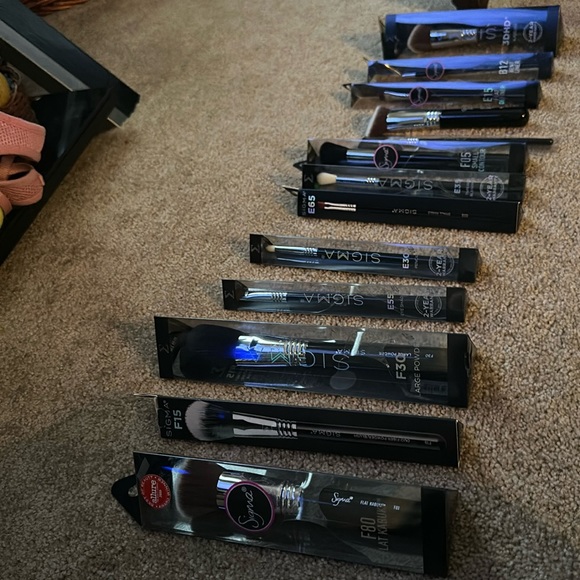 Sigma Brush Collection - Picture 1 of 6